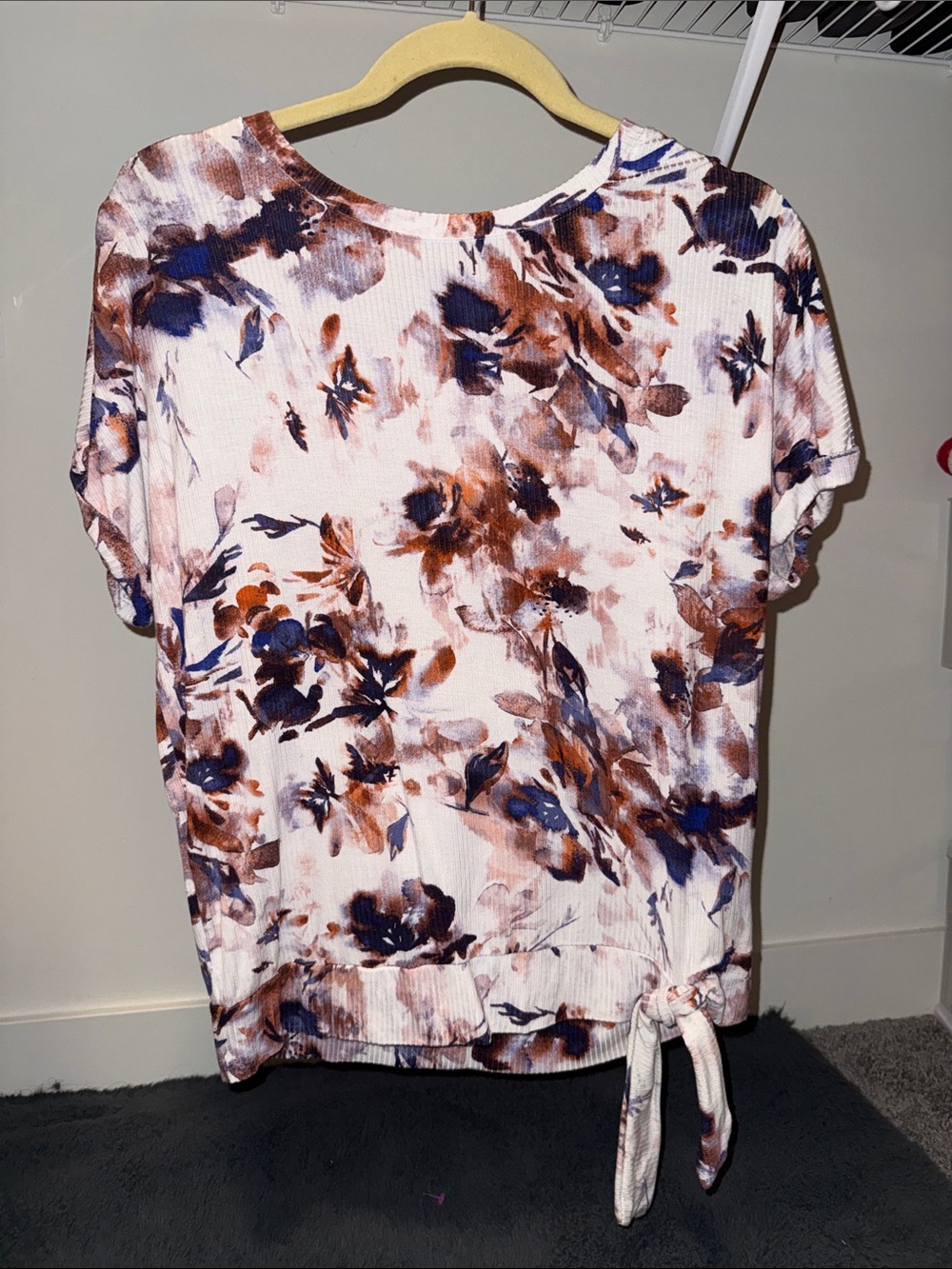 Floral Tie-Hem Women's Top in White, Brown & Blue